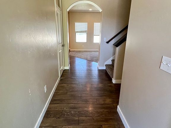 4th image of 3308 W Sanborn Dr