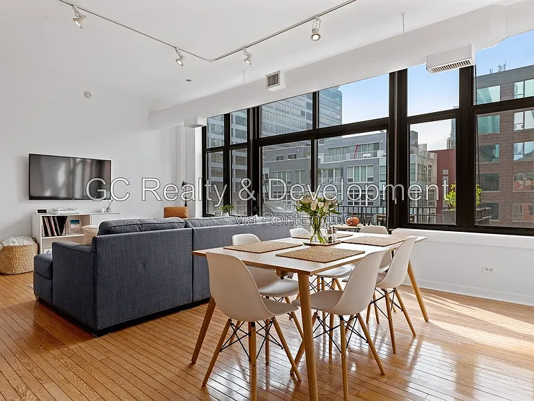333 W Hubbard St #5A — Photo 3