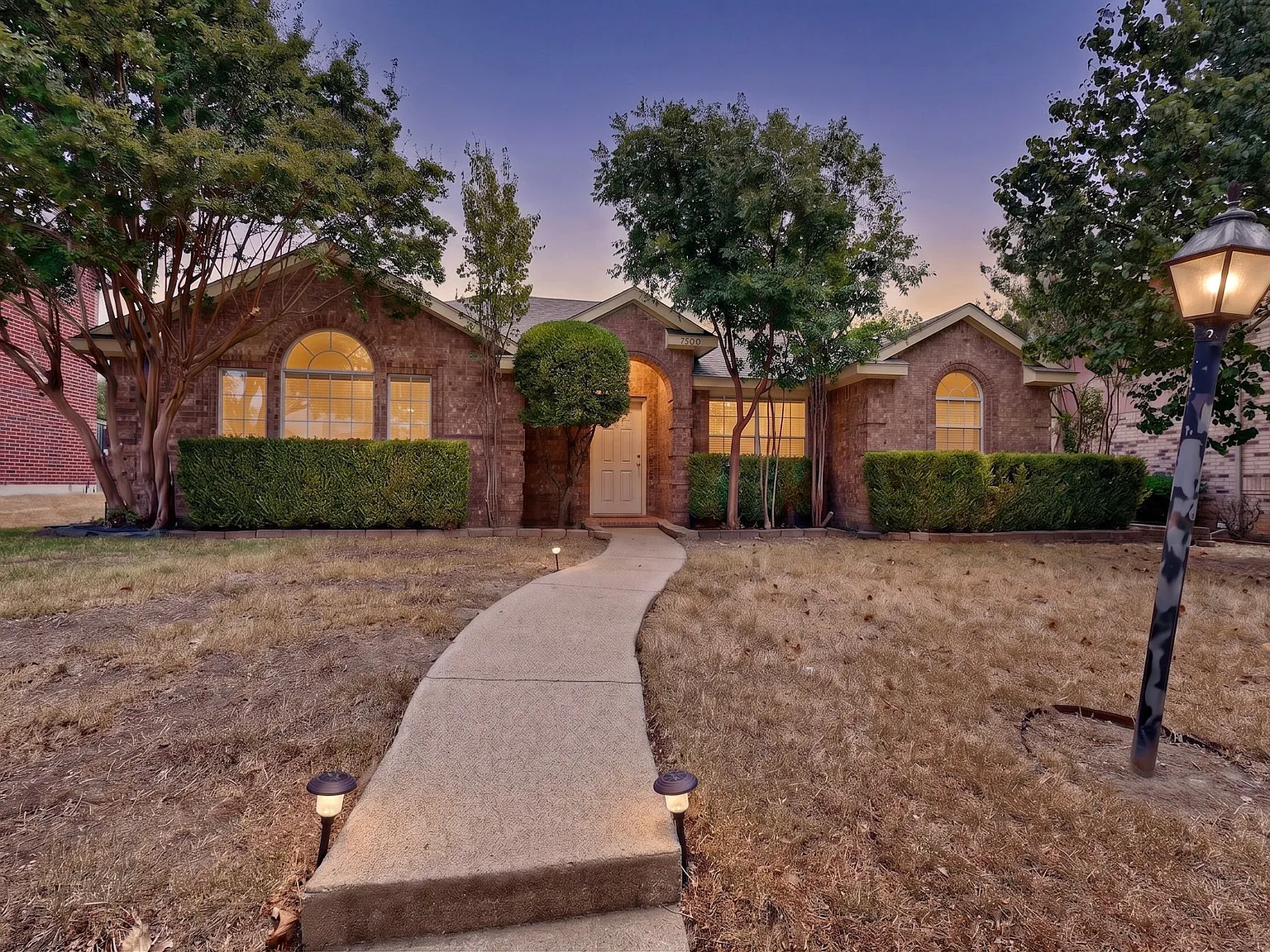 3 bed, 1450 sqft, $2,300 — Photo 1