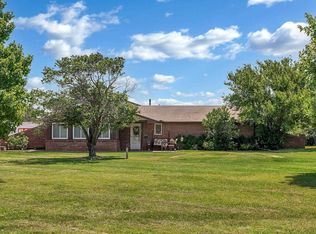 3452 SW Santa Fe Lake Rd, Towanda, KS 67144