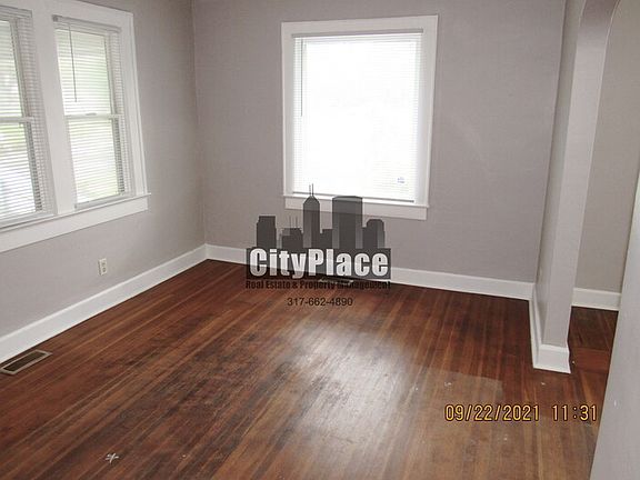 5th image of 1924 N Emerson Ave