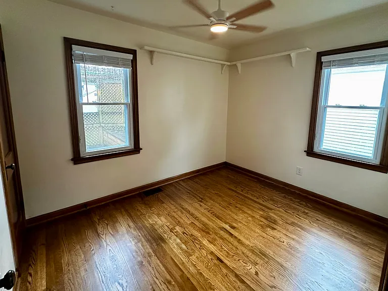 2778 Bellwood Ave — Photo 8