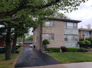 2312 Oakton St #2, Park Ridge, IL 60068