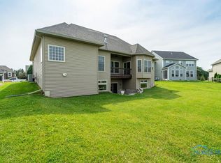 5857 Walnut Springs Rd, Sylvania, OH 43560