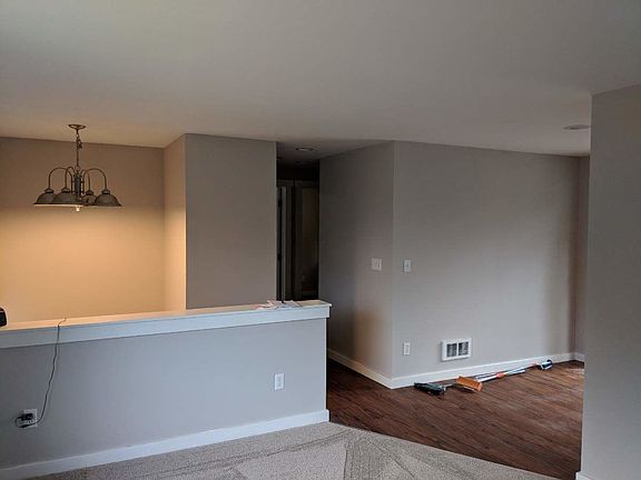 3rd image of 5609 20th Ave SE