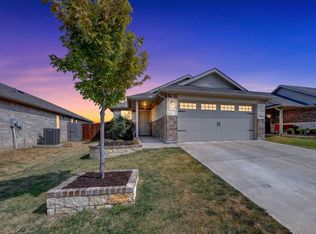 6816 Turtle Stream Dr, Fort Worth, TX 76179