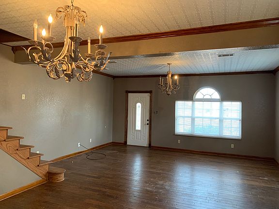2nd image of 1203 S College St