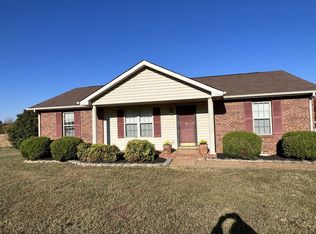 1088 Heatherwood Rd, Pleasant View, TN 37146