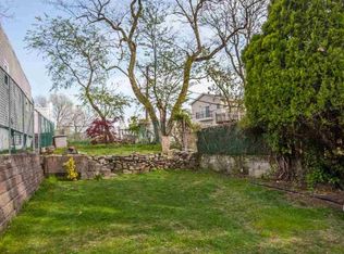 10 Montrose Ave #2, Jersey City, NJ 07307