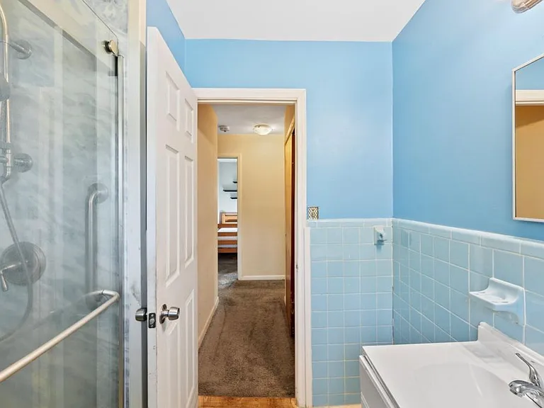 904 Beverly Dr — Photo 9