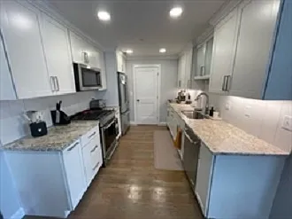 1400 Centre St #201 — Photo 14