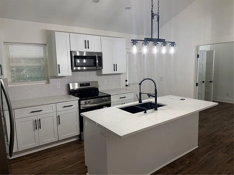 2190 Highview Rd SW — Photo 5