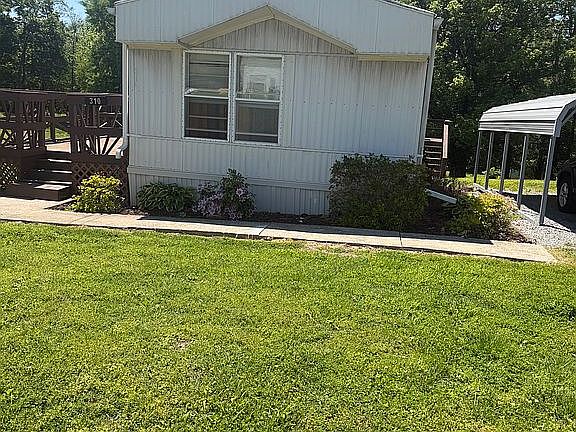 2nd image of 310 Willards Ferry Rd