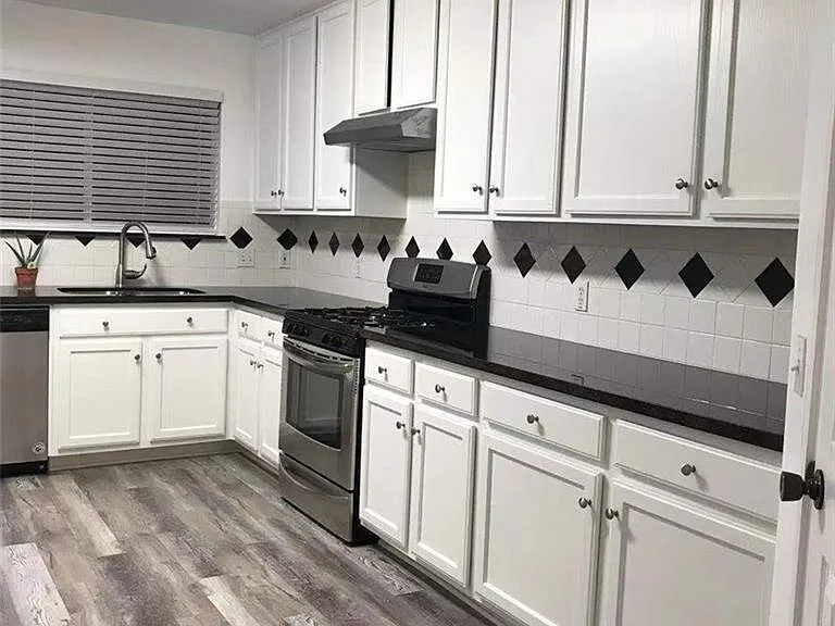 4021 Cargill Dr — Photo 33