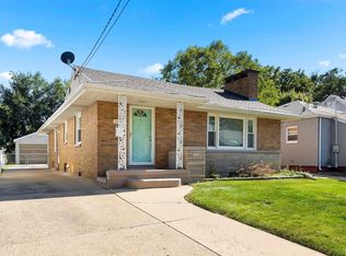 2400 W Callender Ave, West Peoria, IL