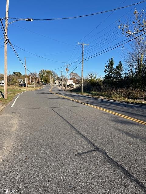 2nd image of 1422 25th St