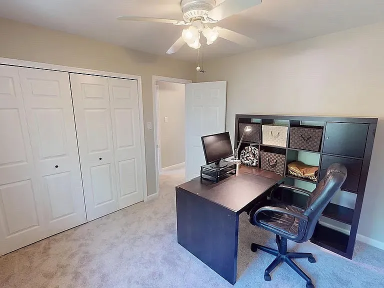 10384 Chamberlin Ct E — Photo 18