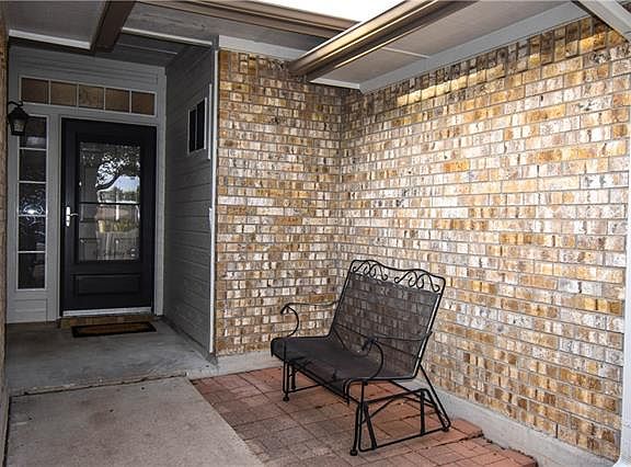 4th image of 1105 Bohica Way