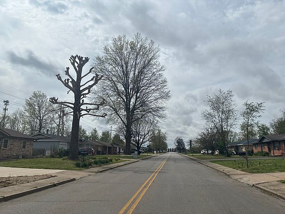 4th image of 1109 White Rd