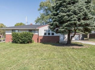 N94W16538 Cumberland Rd, Menomonee Falls, WI 53051