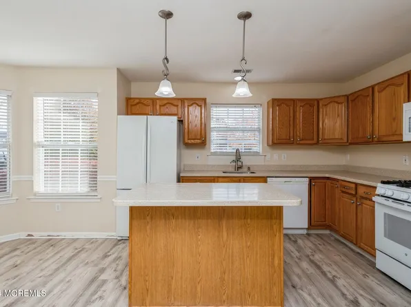 2636 Lancaster Lane, Toms River, NJ 08755