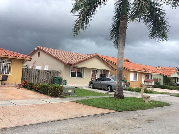 3rd image of 8973 NW 113th St