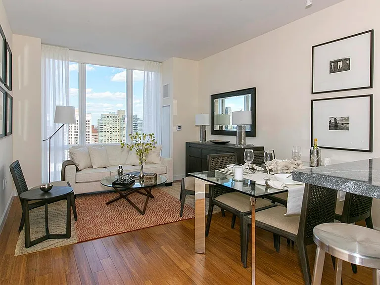 160 W 62nd St #21F — Photo 4