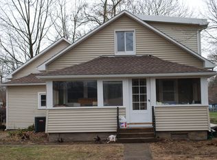 579 S 3rd St, Danville, PA 17821