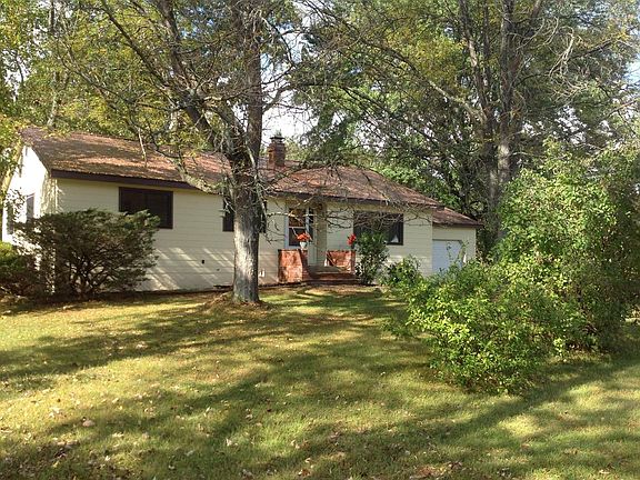 2nd image of 16 Alice St