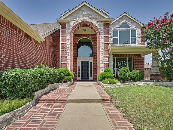 2nd image of 2440 Whispering Breeze Dr