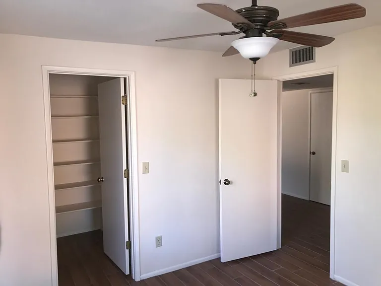2560 N Water Pl — Photo 8