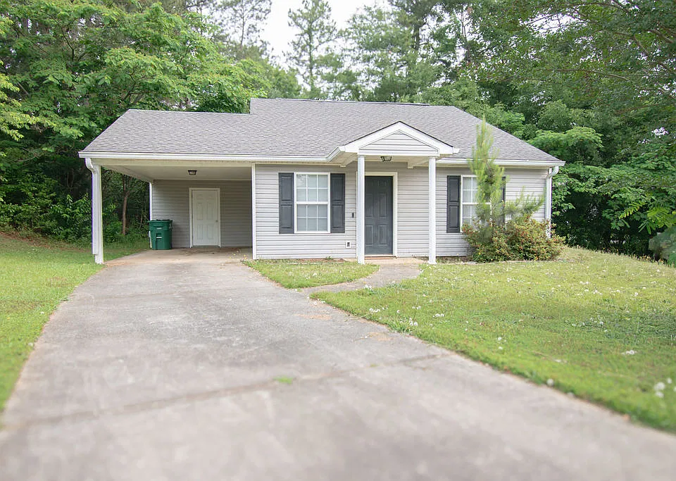 110 Charleston Row Blvd