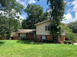 6421 Kaden Dr N, Jacksonville, FL 32277