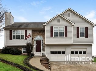 7955 Streamside Ln, Cumming, GA 30028