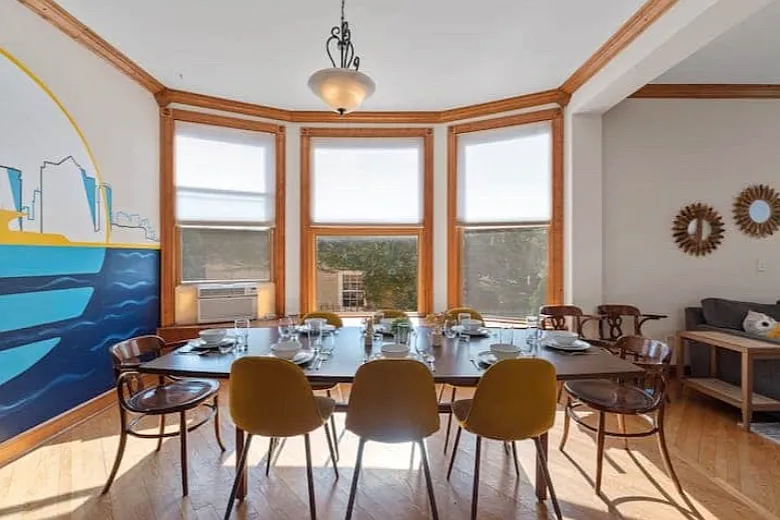 2 bed, 1.5 bath, 1100 sqft, $2,200 — Photo 4