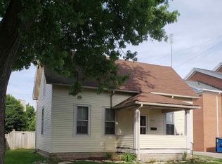 220 N 6th St, Decatur, IN 46733