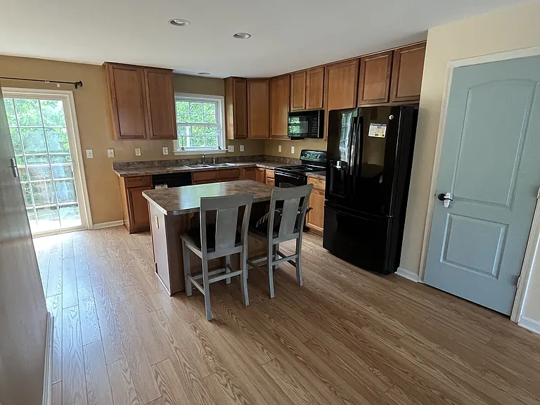 88 Teague Ln — Photo 5