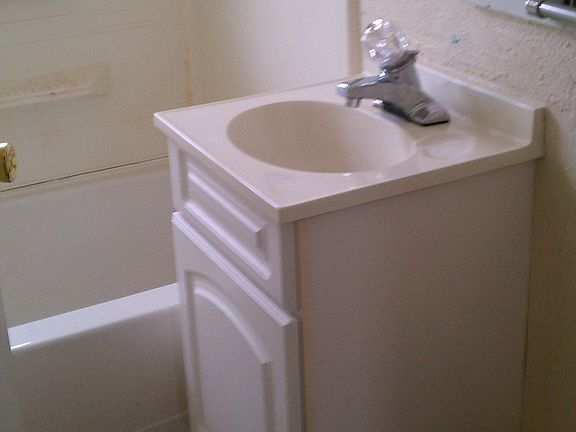 3rd image of 2717 Knight Ave