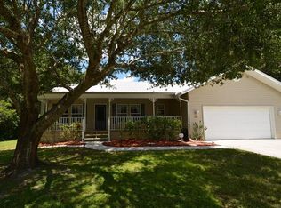489 Encarnacion St, Punta Gorda, FL 33983
