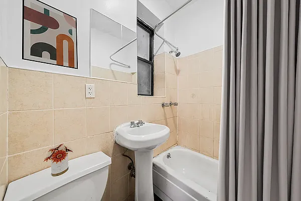 Rented by Vector New York, LLC | media 5