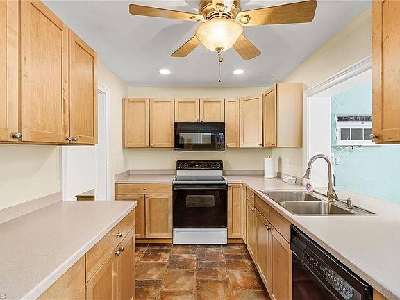4th image of 1508 SE 20th St