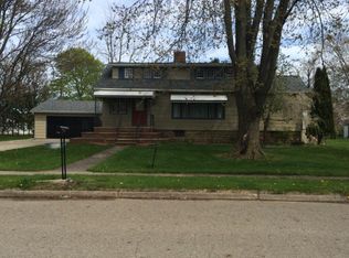 61 Washington St, Sandusky, MI 48471