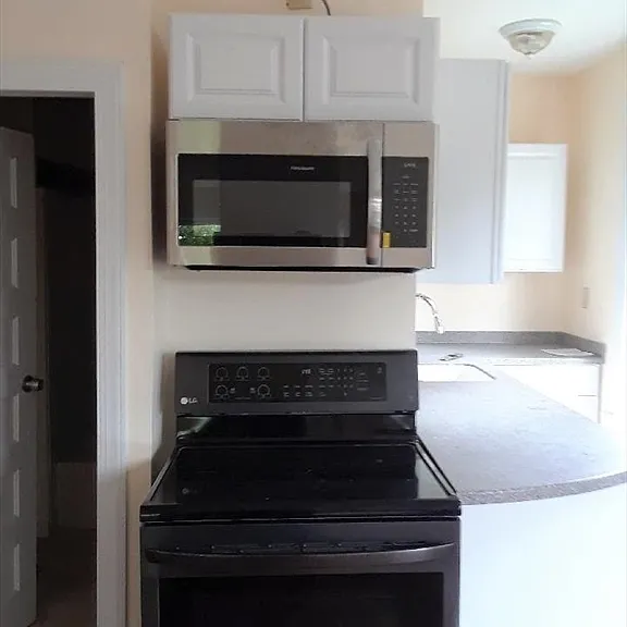 68 Everard St #2 — Photo 10