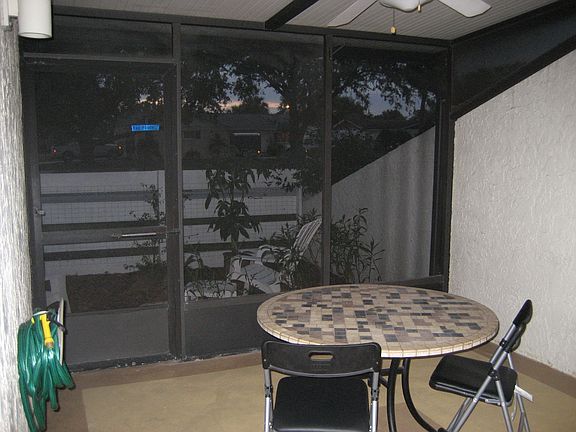 screened in patio
