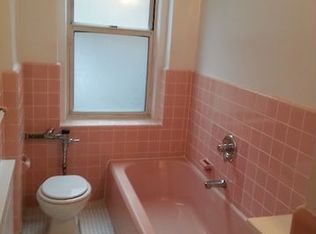 10905 72nd Ave APT 1G, Forest Hills, NY 11375