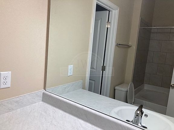 5th image of 1106 Stealth Ln #A