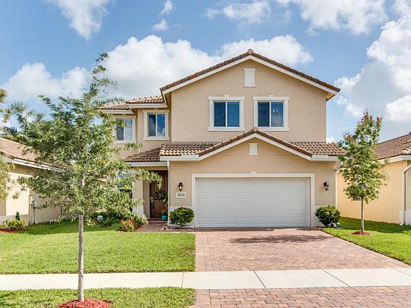 2nd image of 2605 SW Gallery Cir
