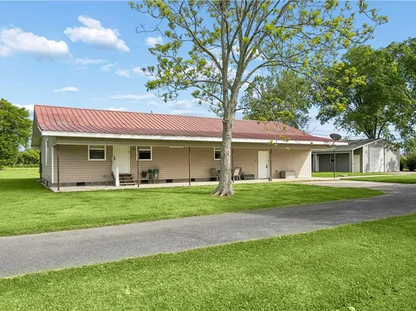 135 Lawrence Dr, Luling, LA 70070