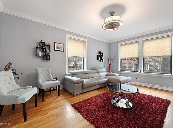 3rd image of 5952 N Lakewood Ave APT 1E