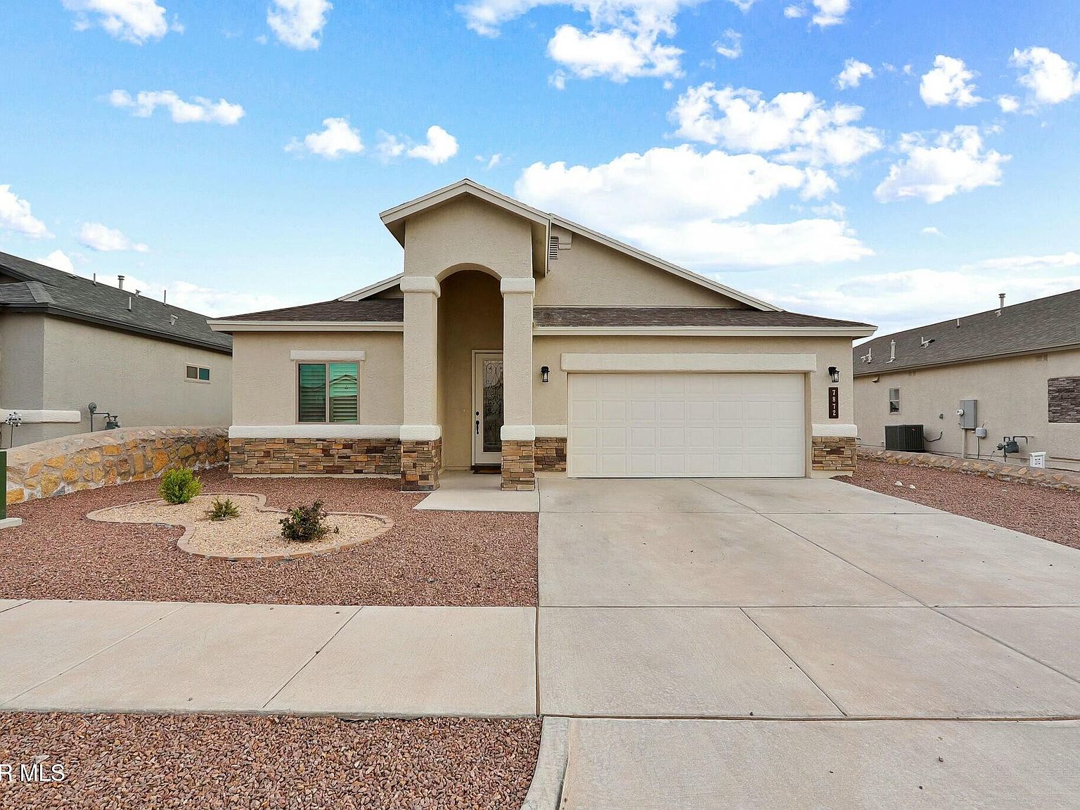アガベ OPEN 7872 Enchanted Park Dr, El Paso, TX 79911 | Zillow